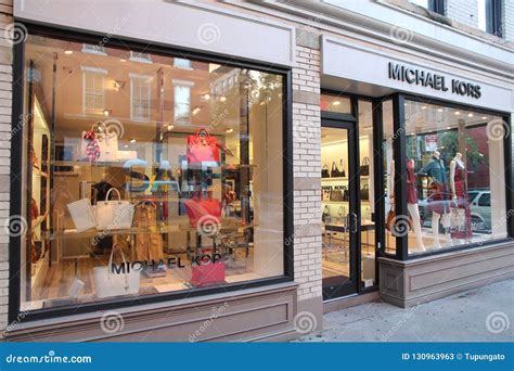 michael kors queen street|Queens Center .